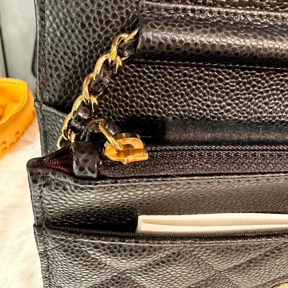 Chanel wallet on Chain - Picture 8 of 12